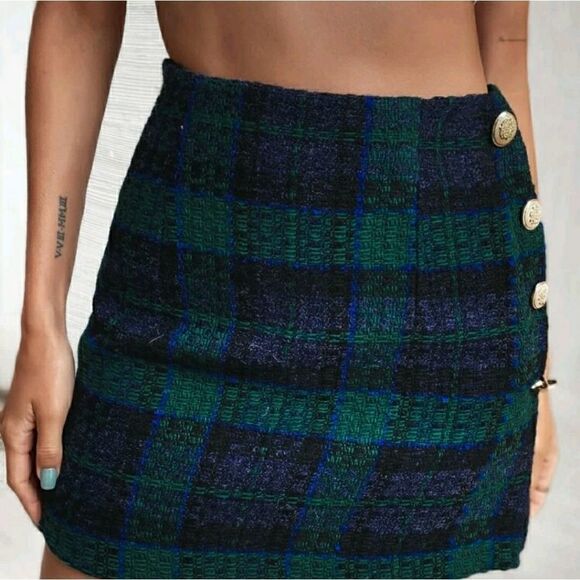 Plaid Button Mini Straight Skirt - Picture 5 of 8